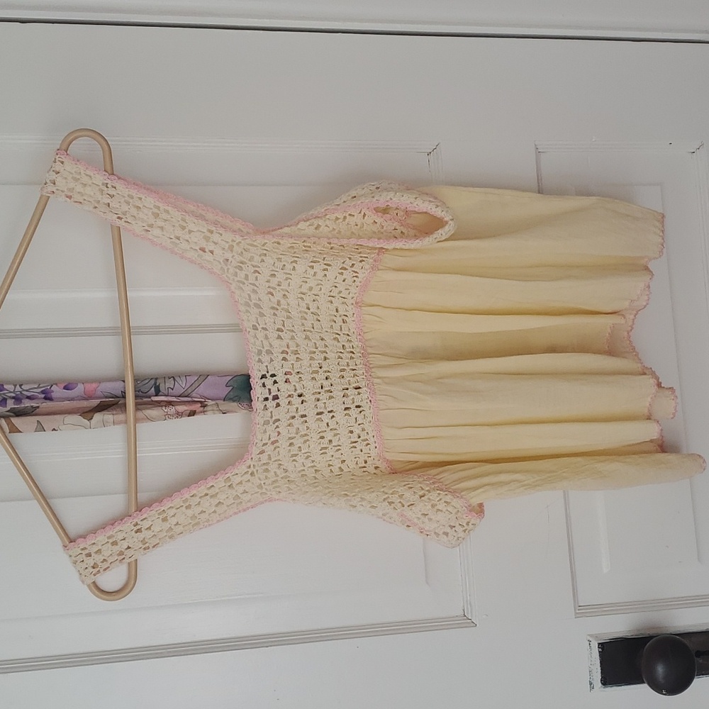 Chasing Unicorns crochet tank M